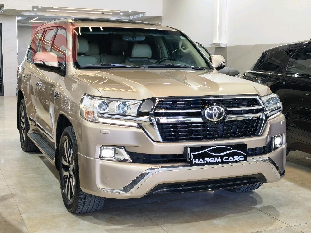 تويوتا لاندكروزر